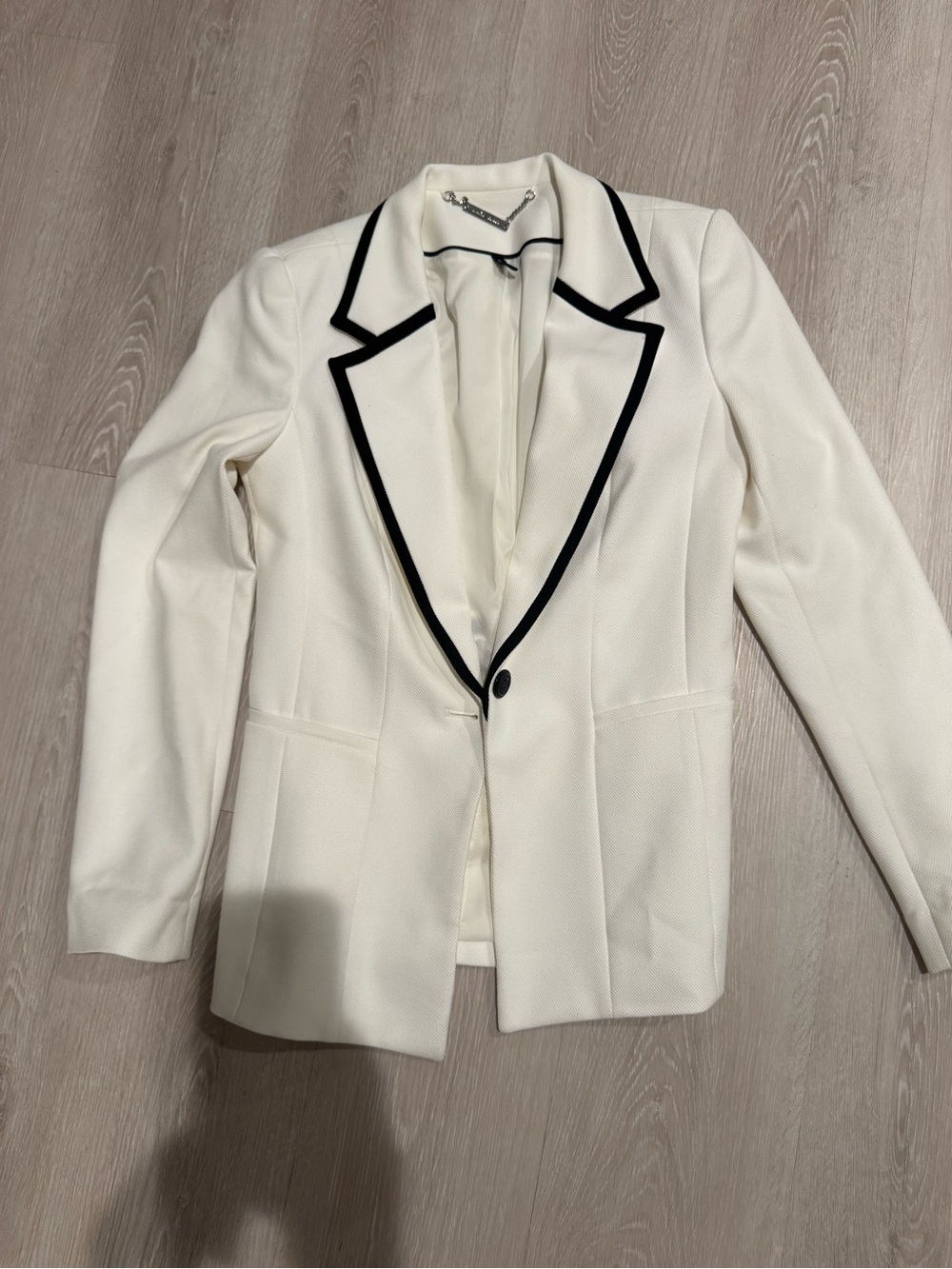 White House Black Market White Blazer with Black Trim
